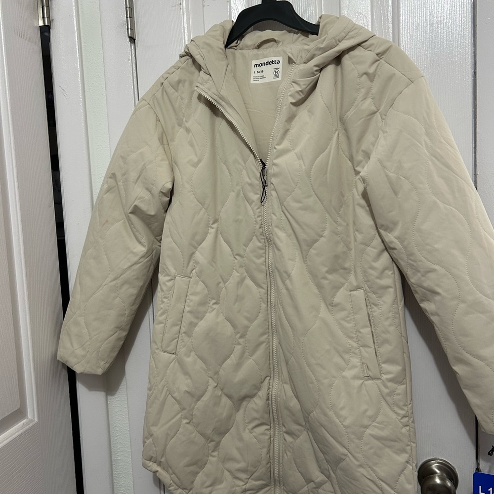 Mondetta Beige Quilted Puffer Coat